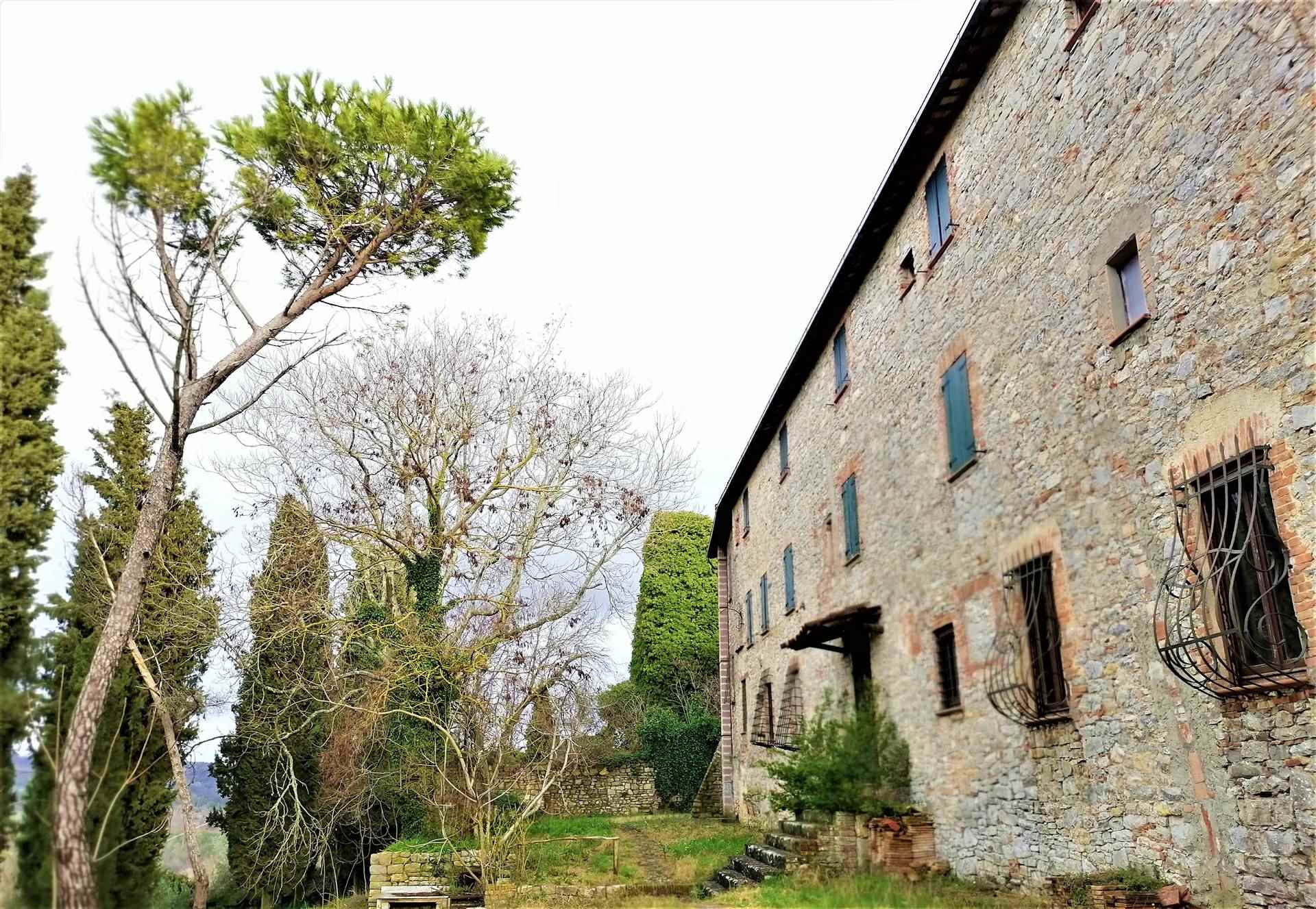 PALAZZO in VENDITA a MONTEGABBIONE