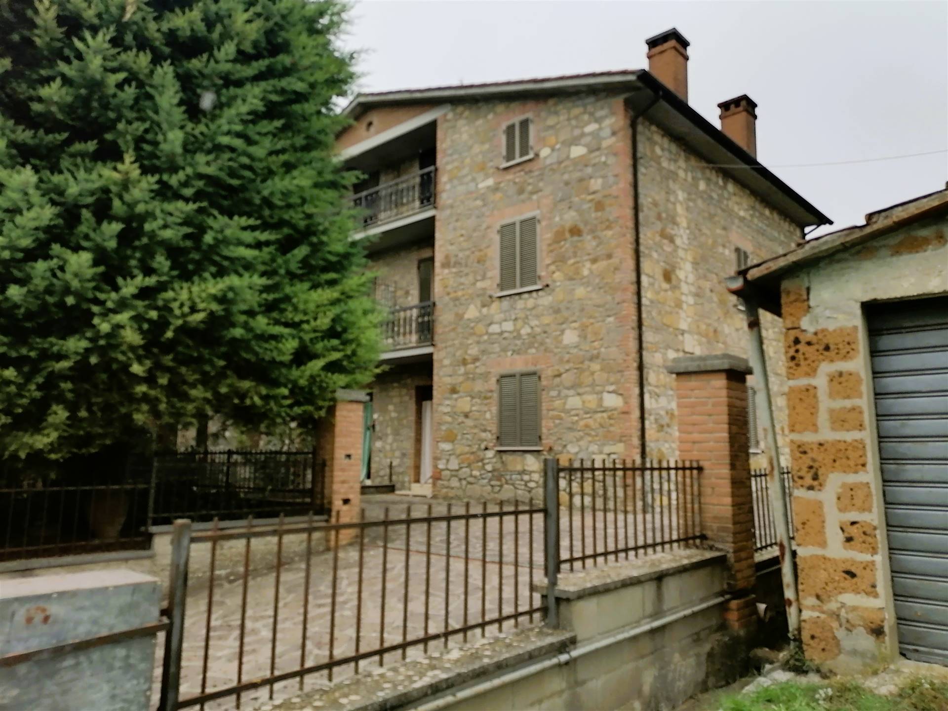 CASA SEMI INDIPENDENTE in VENDITA a MONTELEONE D'ORVIETO